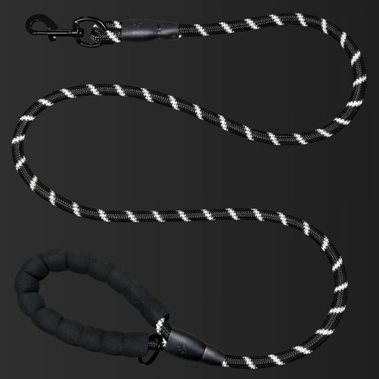 Spannerlife dog lead showing thick 13mm rope and reflective weave for strength and control